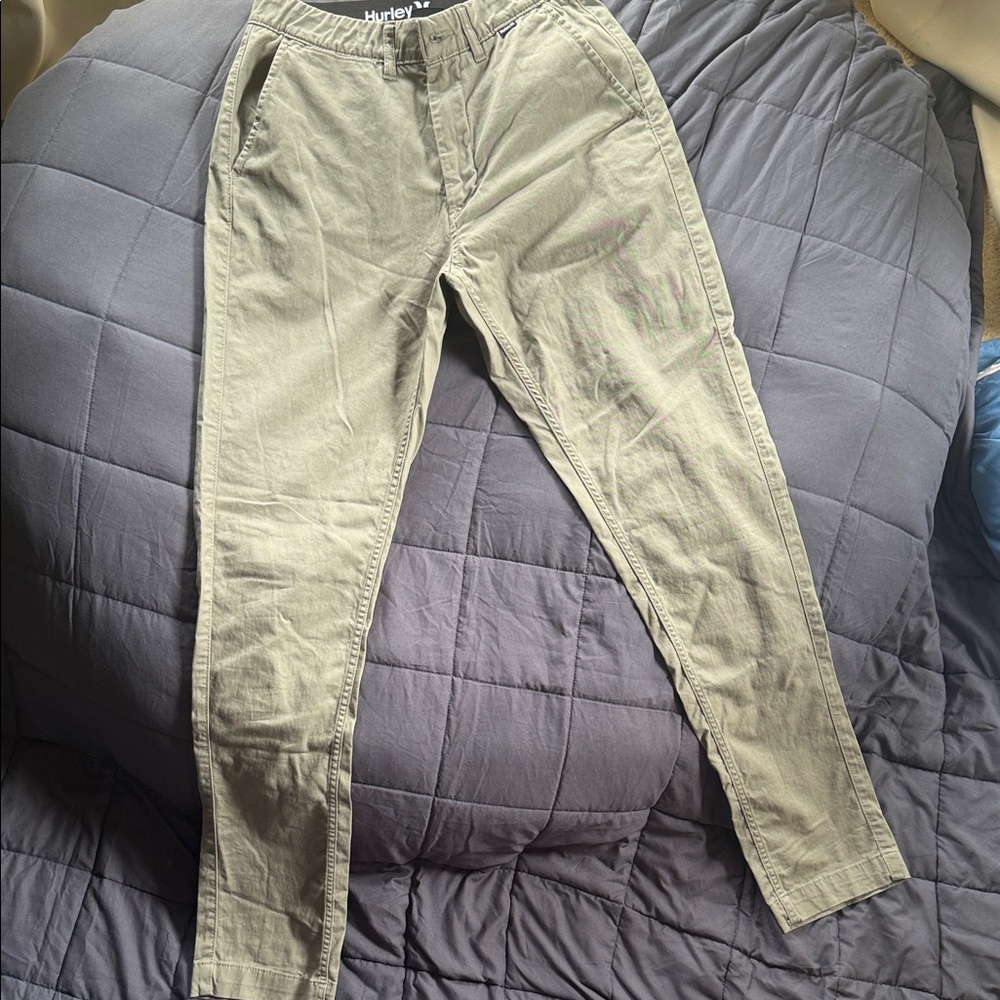 Hurley Men's Olive Khaki slim fit